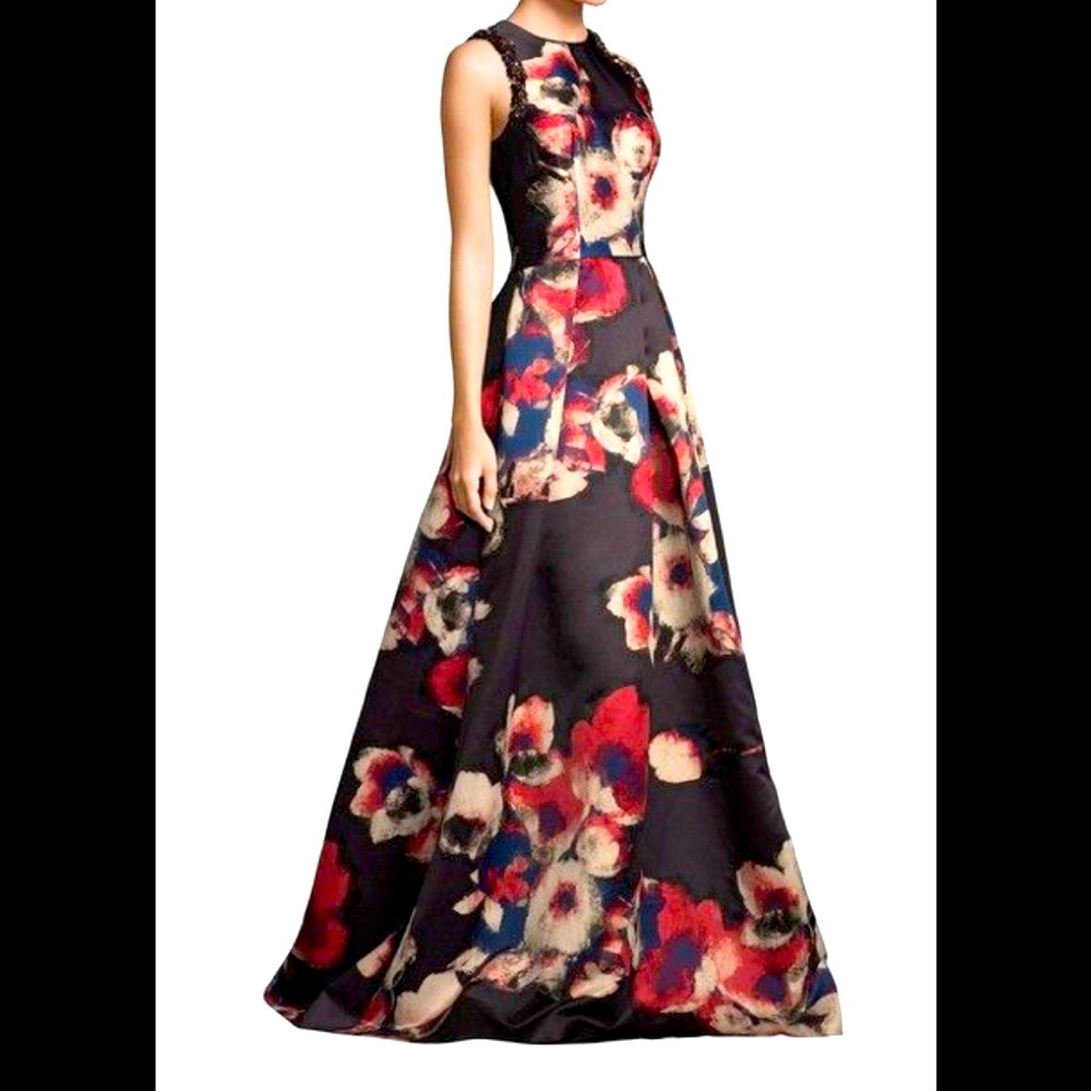 Stunning NWT David Meister Evening Gown
